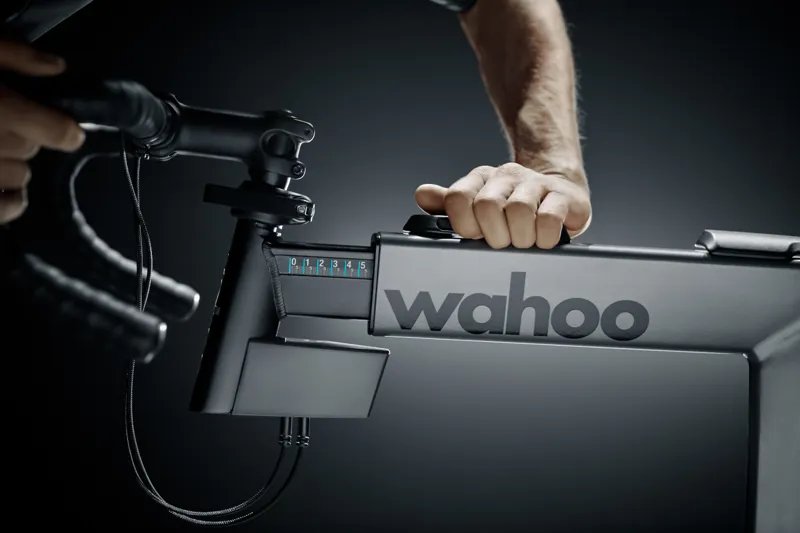 Wahoo KICKR Smart Bike-7